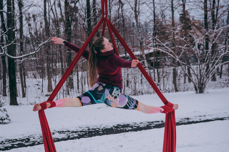 Závěsná akrobacie - KIDS - Mírně pokročilí 