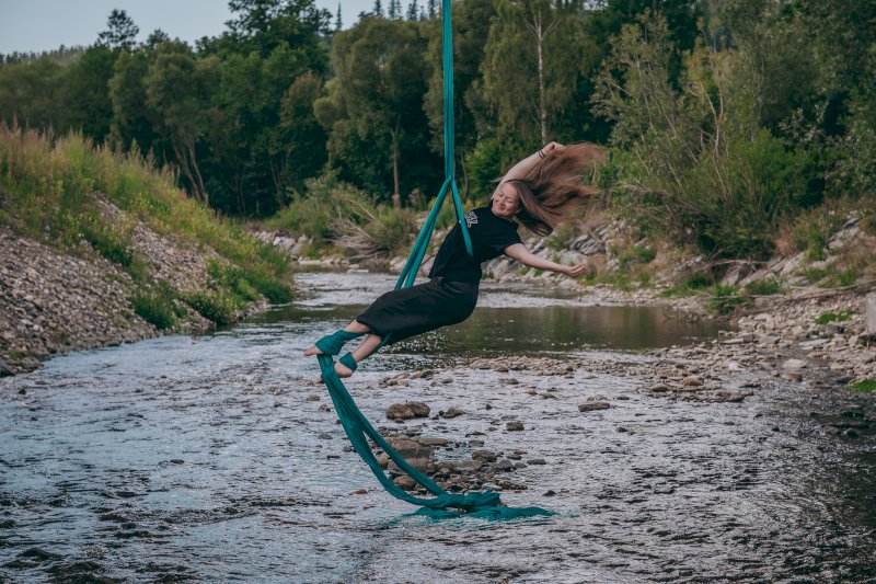 Závěsná akrobacie - Začátečníci 